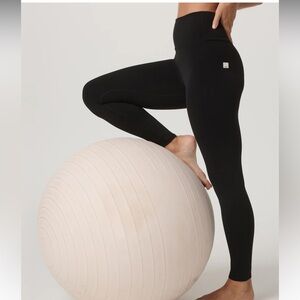 Vuori All the Feels Legging